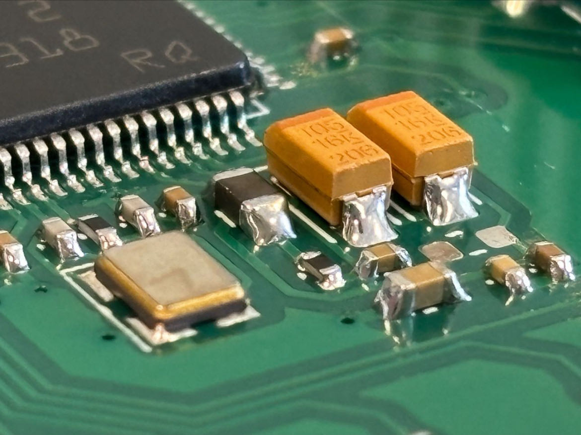 军工PCB插件与SMD元件激光焊接方案 - 激光焊接技术资讯 | 镭宇科技